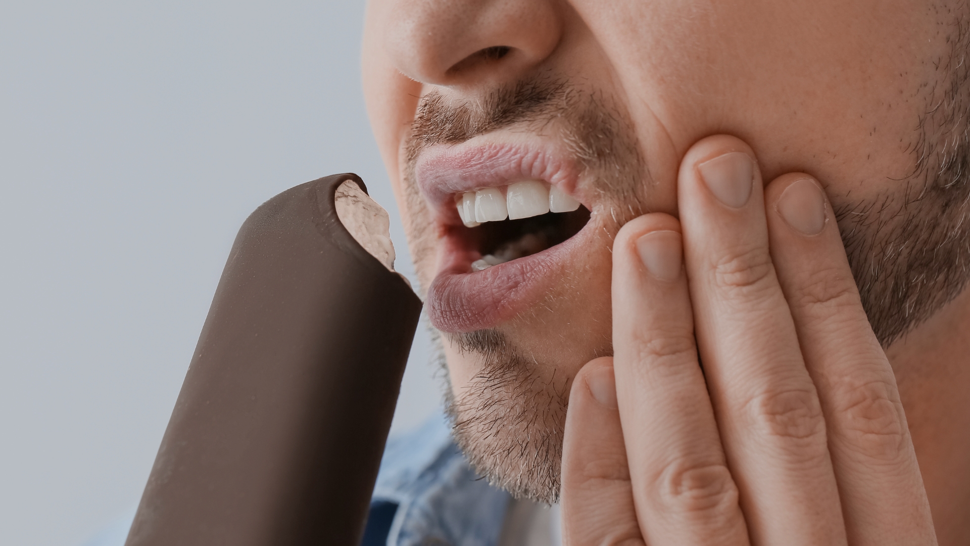 Sensibilidad dental: causas, tratamiento y cómo aliviar el dolor
